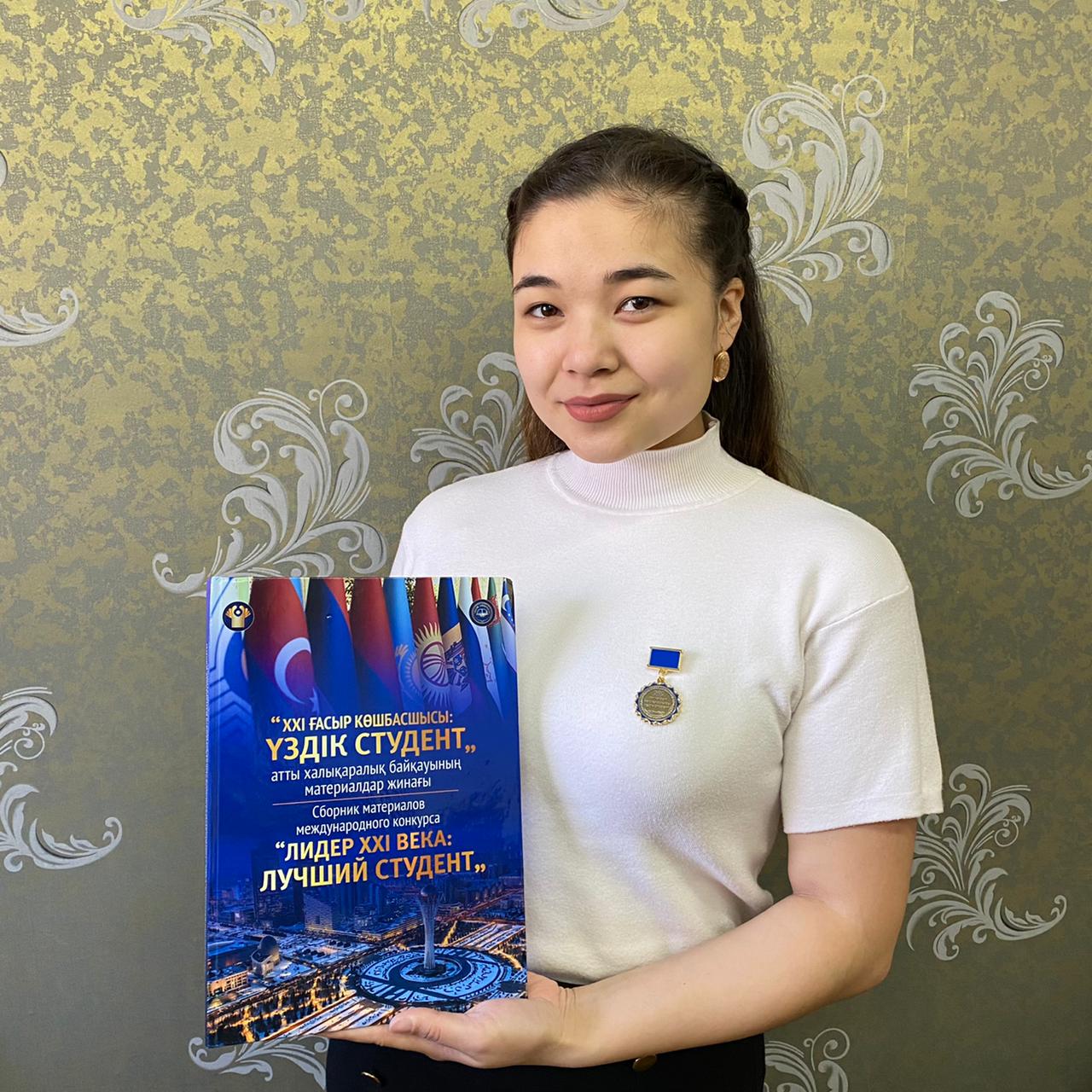 Үлкен мүшесінде отырған әйелдің секс фотосы Қос ену порно видео